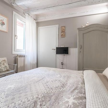 Ca Falier Piccolo - Little Sweet Studio In 10-12 Minutes From Bus&Train Station Διαμέρισμα Βενετία Εξωτερικό φωτογραφία