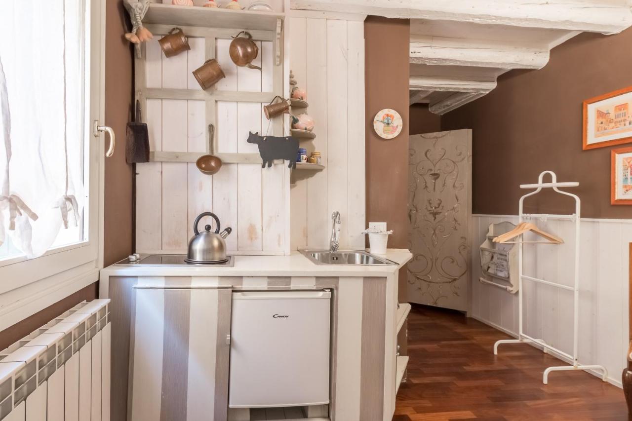Ca Falier Piccolo - Little Sweet Studio In 10-12 Minutes From Bus&Train Station Διαμέρισμα Βενετία Εξωτερικό φωτογραφία