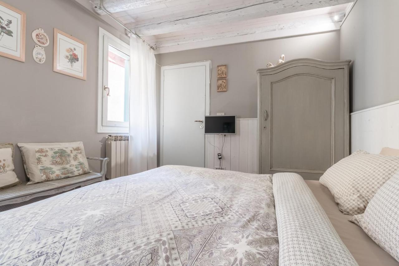 Ca Falier Piccolo - Little Sweet Studio In 10-12 Minutes From Bus&Train Station Διαμέρισμα Βενετία Εξωτερικό φωτογραφία